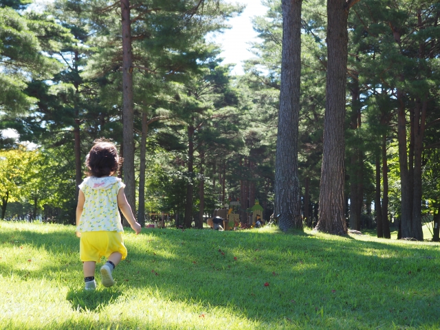 話したいのに話せない　うちの子は場面緘黙症